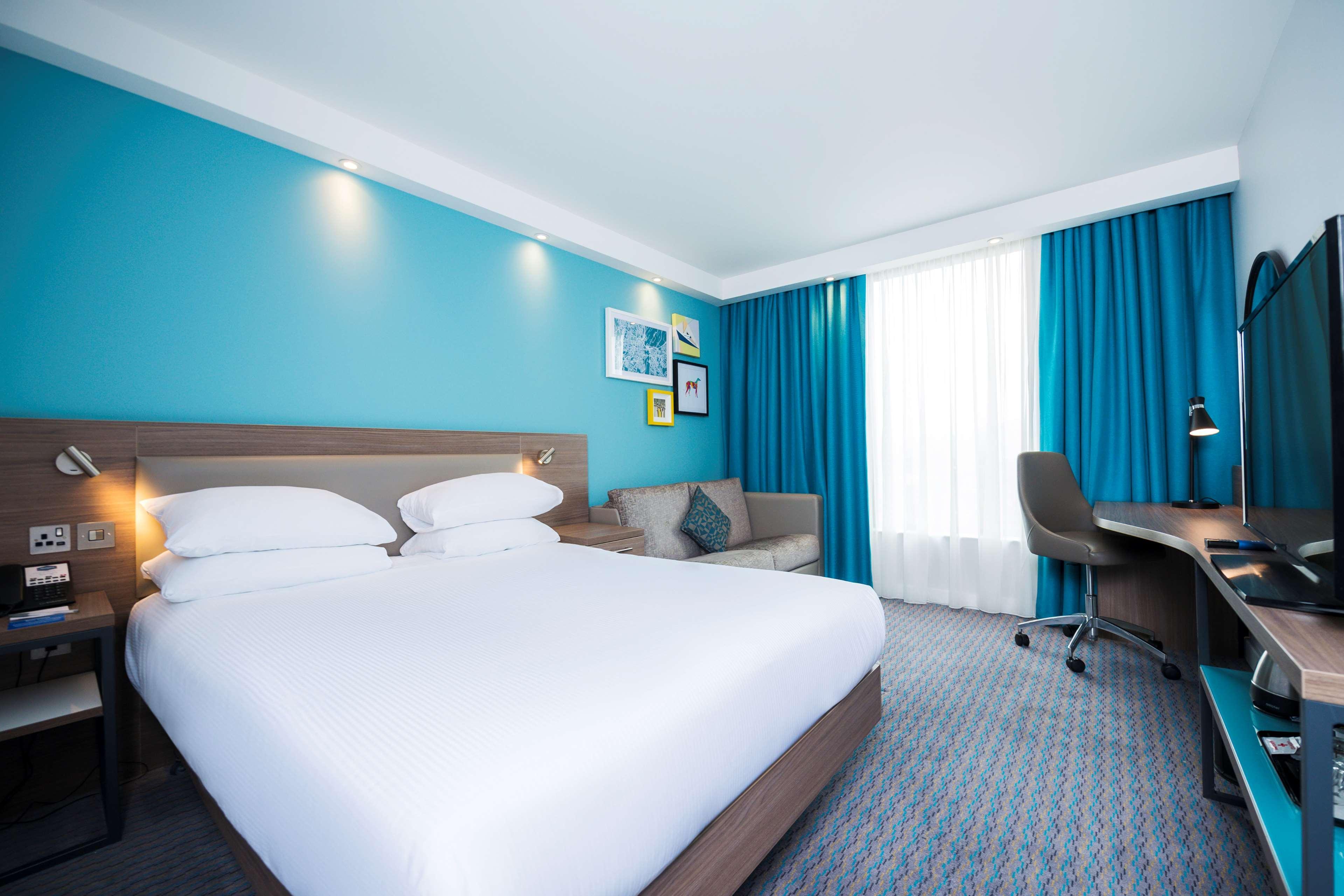 Hampton By Hilton Belfast City Centre Exterior foto