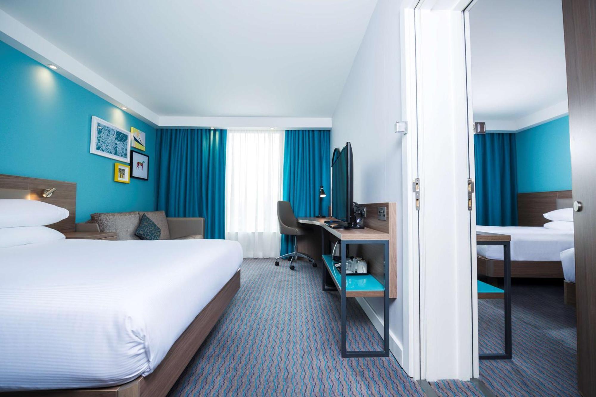 Hampton By Hilton Belfast City Centre Exterior foto