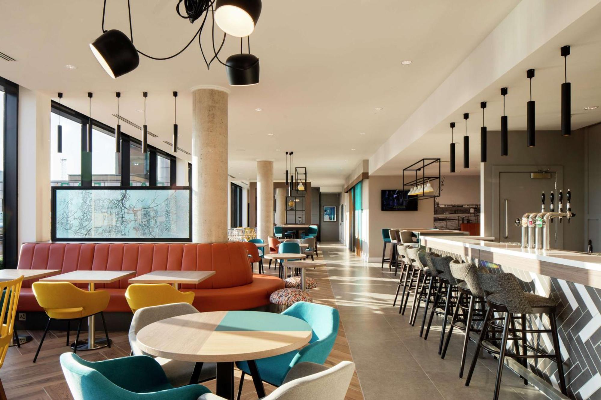 Hampton By Hilton Belfast City Centre Exterior foto
